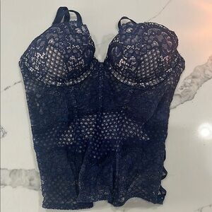 Elegant Navy Lace Bustier